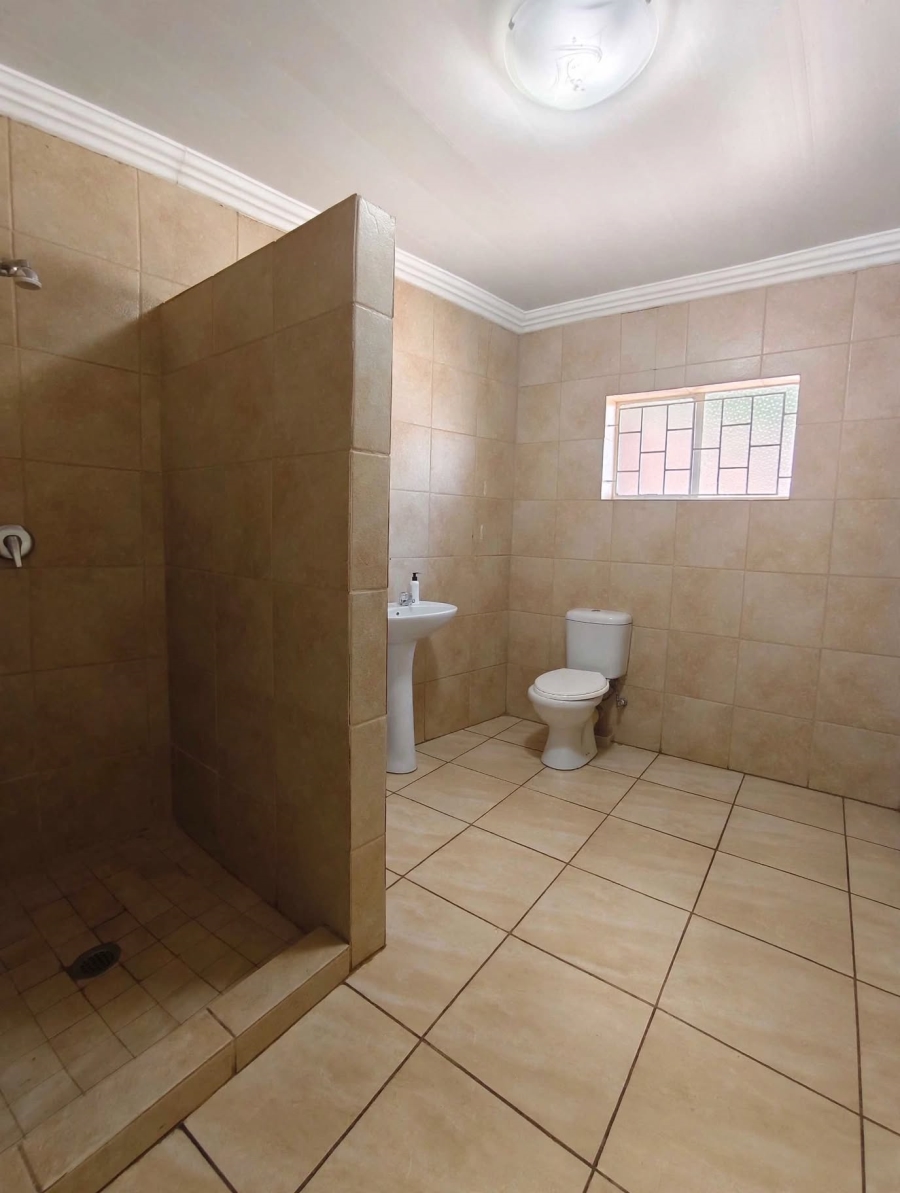 5 Bedroom Property for Sale in Sasolburg Ext 15 Free State